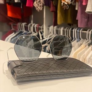 Bottega Veneta sunglasses